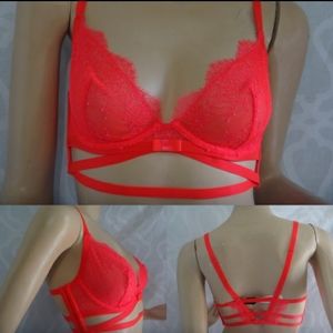 Victoria's Secret Very Sexy unlined demi bra  32DD